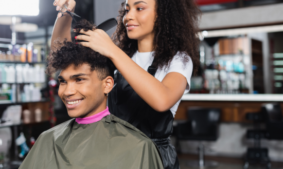 Salão de Beleza de Sucesso: 5 dicas para o dia do cabeleireiro